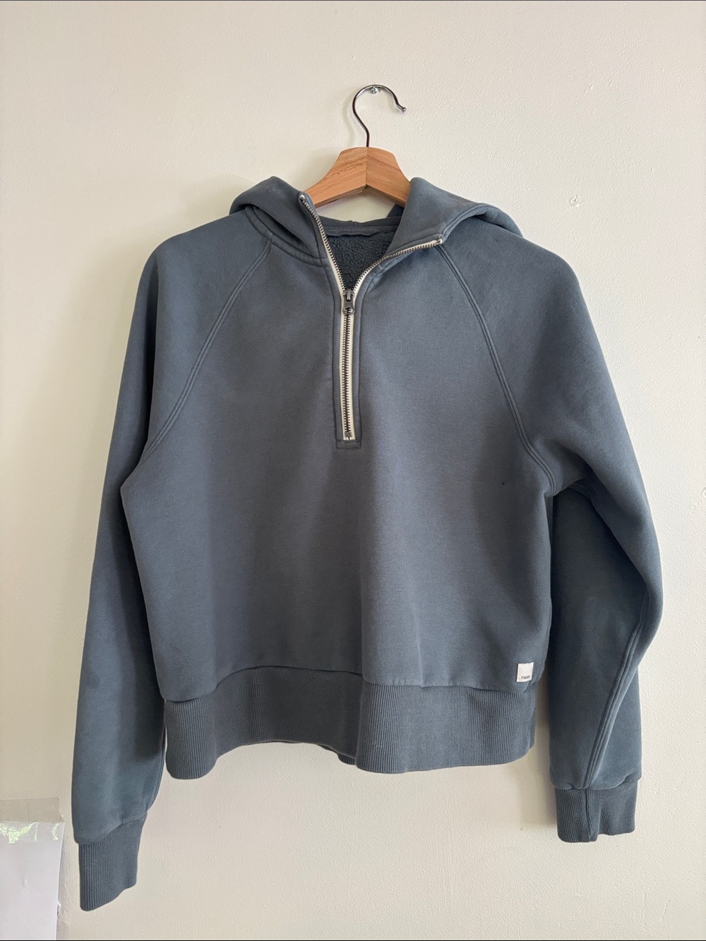 Vuori Women’s Blue Half-Zip Pullover Hoodie Sweatshirt small - Picture 2 of 8